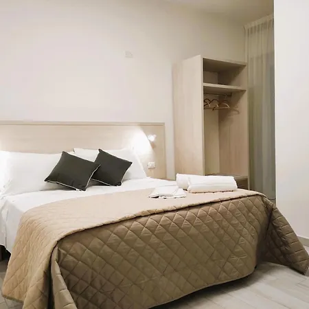 Hotel Gran San Bernardo - RICCIONE - FRONTE MARE CON RISTORANTE-3